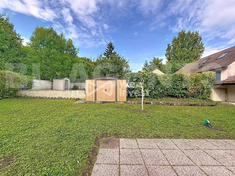 Maison traditionnelle - 148 m² - 7 pièces