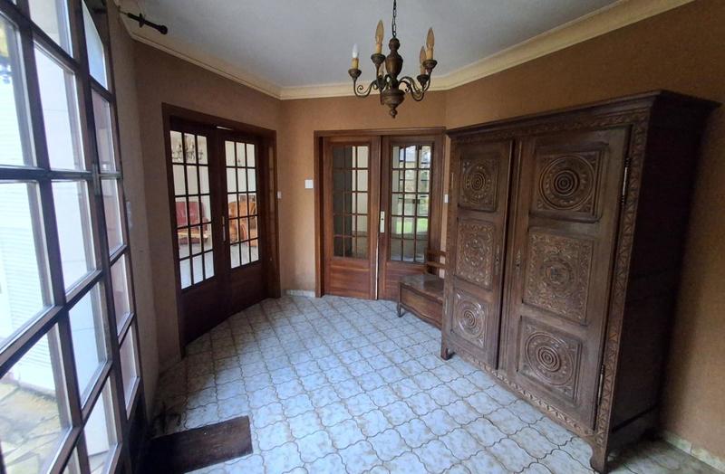 Maison traditionnelle - 206 m² - 8 pièces