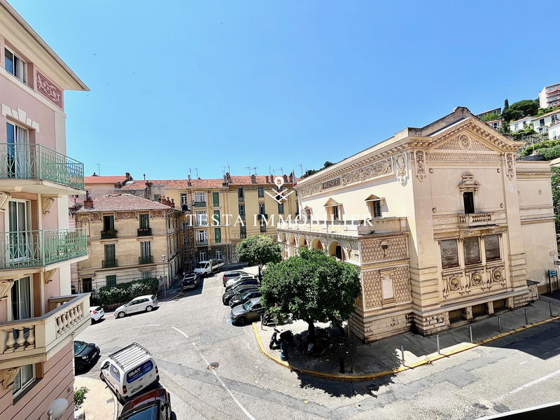 Appartement - 85 m² - 4 pièces