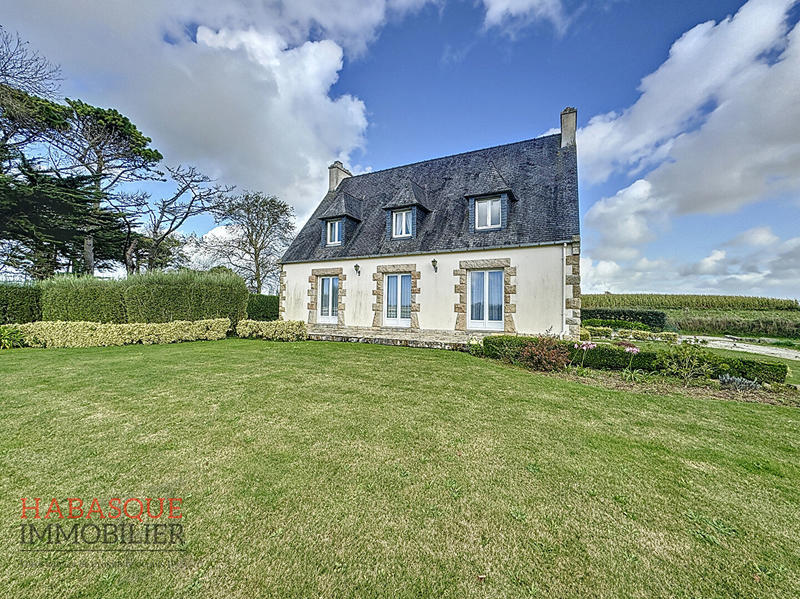 Maison - 178 m² - 9 pièces