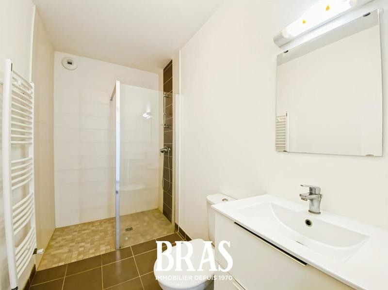 Maison - 95 m² - 6 pièces