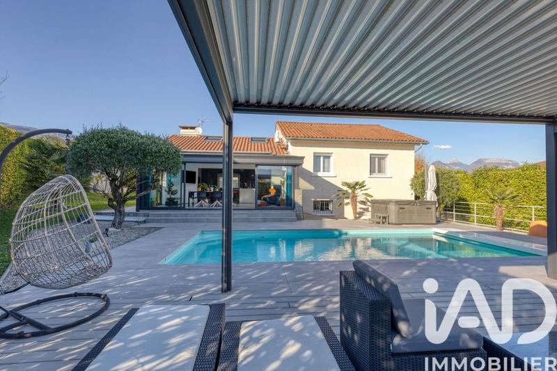 Maison - 150 m² - 5 pièces