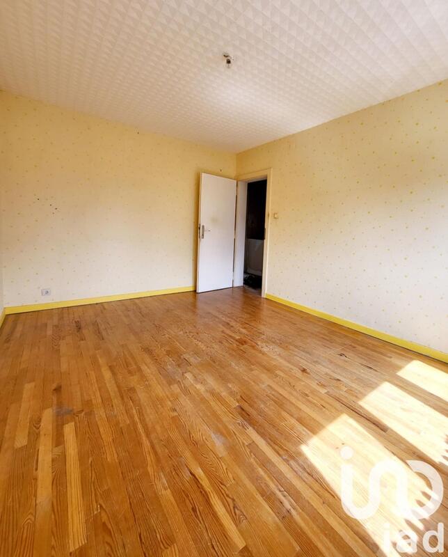 Maison - 91 m² - 5 pièces