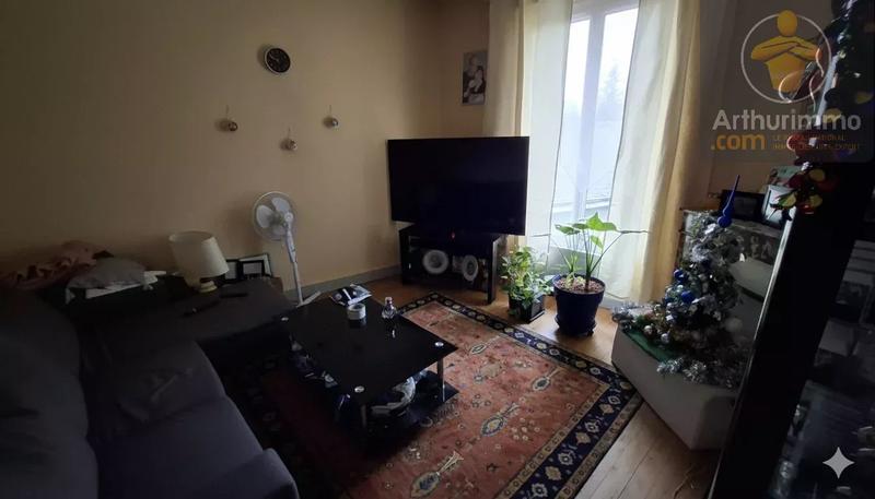 Immeuble - 240 m² - 11 pièces