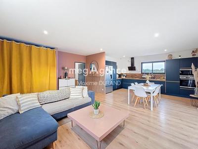 Maison - 105 m² - 5 pièces