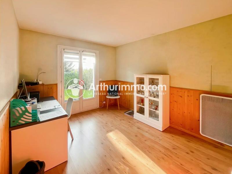 Maison - 181 m² - 8 pièces