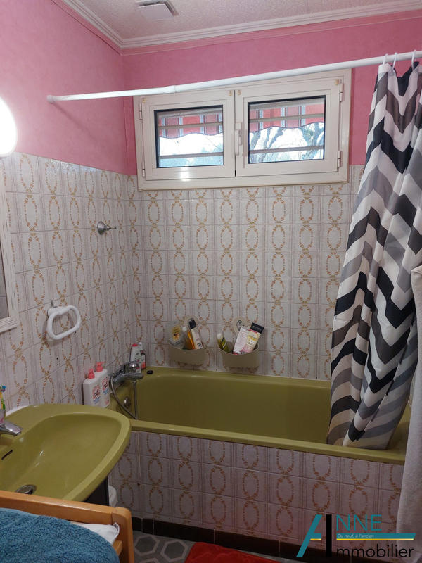 Maison - 122 m² - 5 pièces