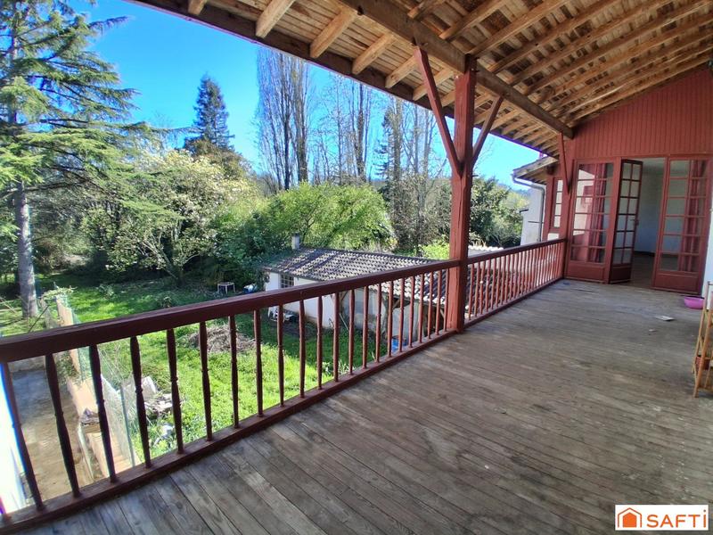 Maison - 156 m² - 7 pièces