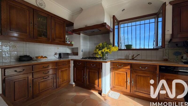 Maison - 105 m² - 4 pièces