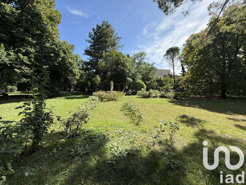 Maison - 237 m² - 5 pièces