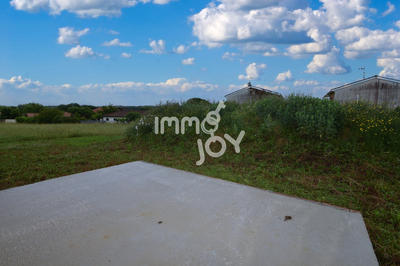 Villa - 96 m² - 4 pièces