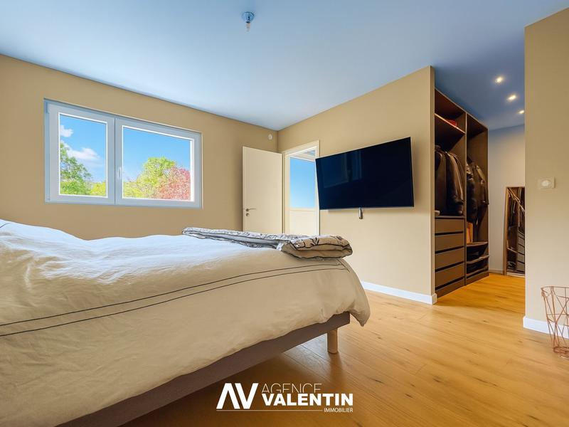 Maison - 148 m² - 5 pièces