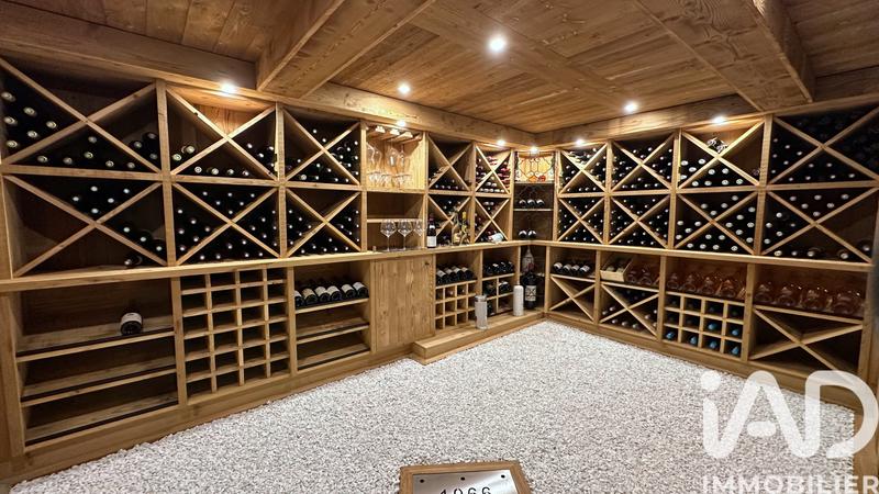 Maison - 180 m² - 4 pièces