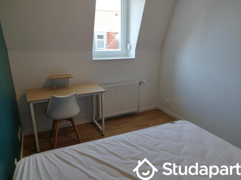 Chambre - 11 m² - 1 pièce