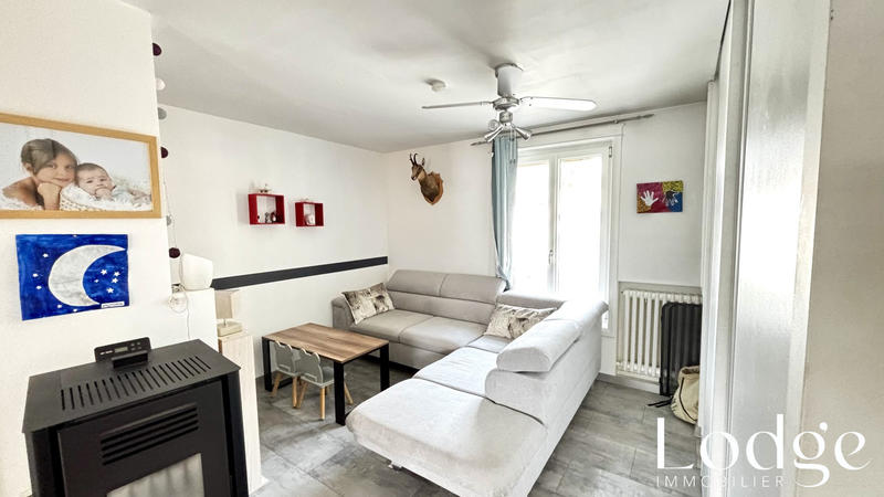 Appartement - 98 m² - 5 pièces