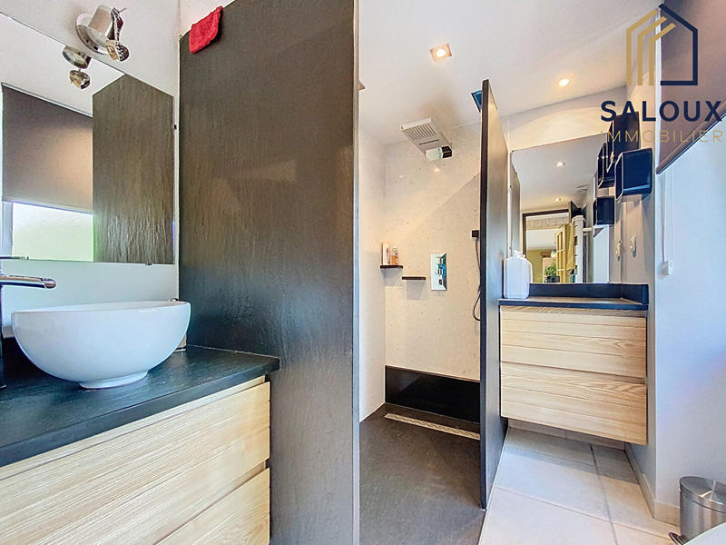 Maison - 128 m² - 4 pièces