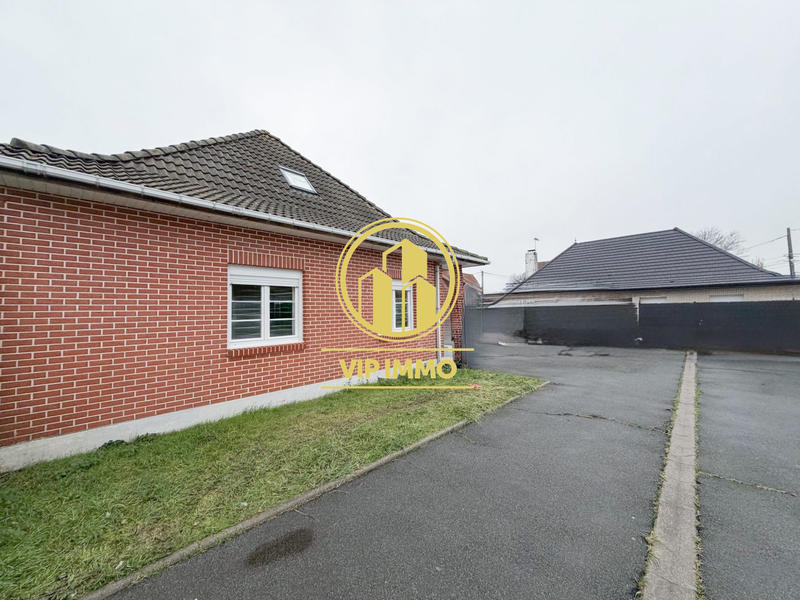 Maison - 111 m² - 4 pièces