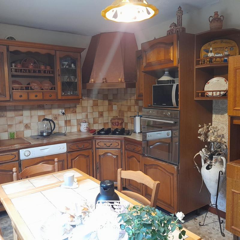 Maison - 220 m² - 12 pièces