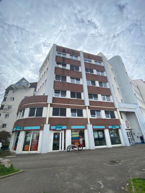 Bureau - 197 m² - 4 pièces