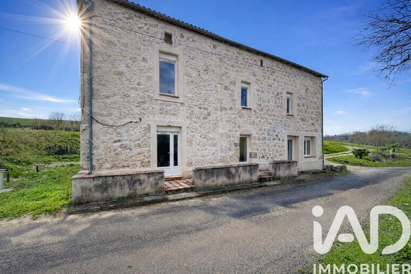Maison - 270 m² - 10 pièces