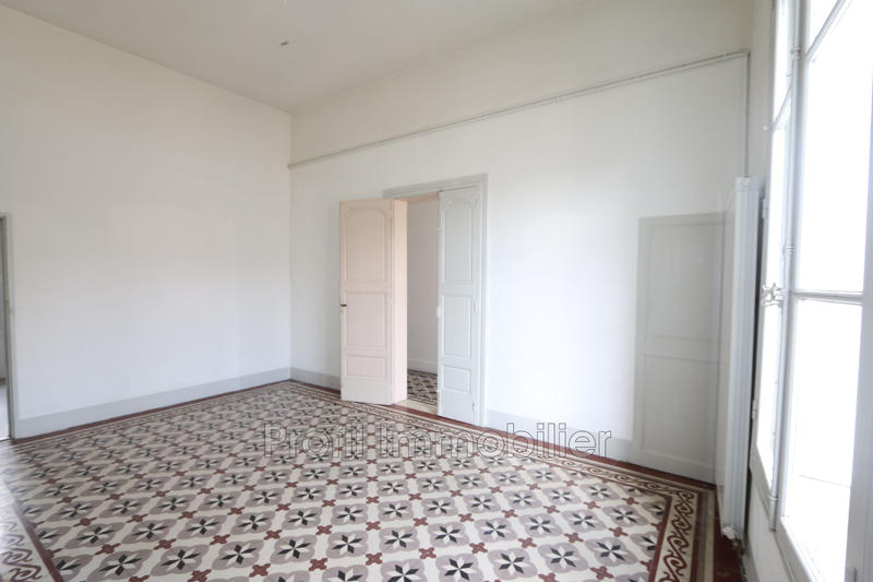 Appartement - 105 m² - 4 pièces