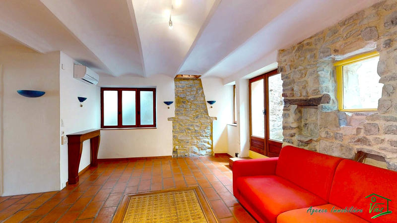 Maison - 160 m² - 8 pièces