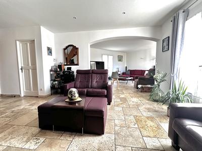 Maison - 150 m² - 5 pièces