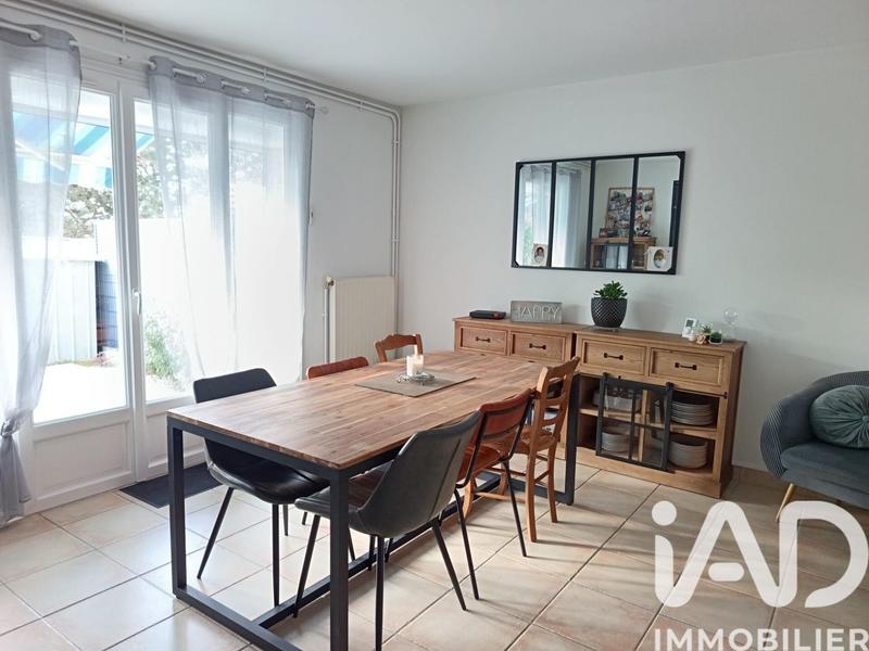Maison - 93 m² - 4 pièces
