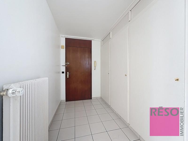 Appartement - 100 m² - 4 pièces