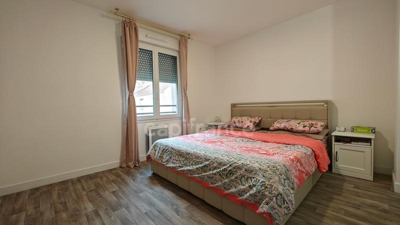 Maison - 104 m² - 6 pièces