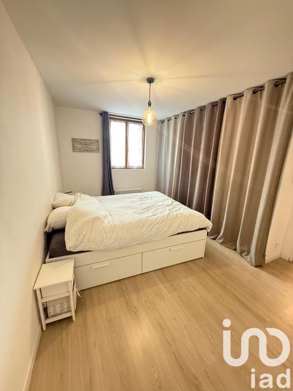 Maison - 227 m² - 8 pièces