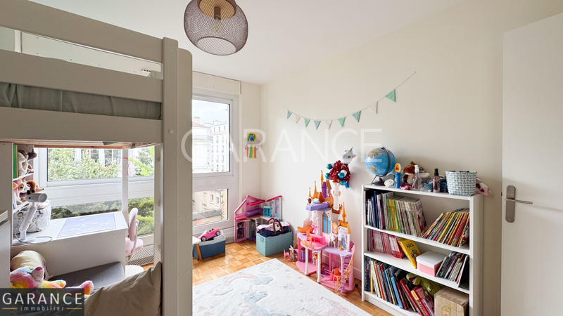 Appartement - 109 m² - 6 pièces