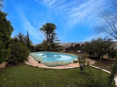 Maison - 143 m² - 5 pièces