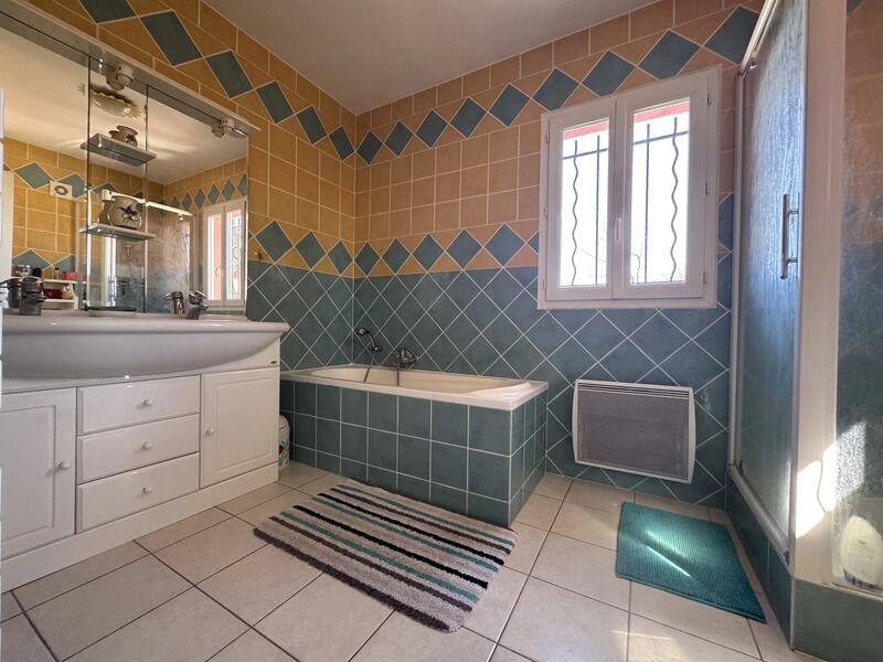 Maison - 114 m² - 6 pièces