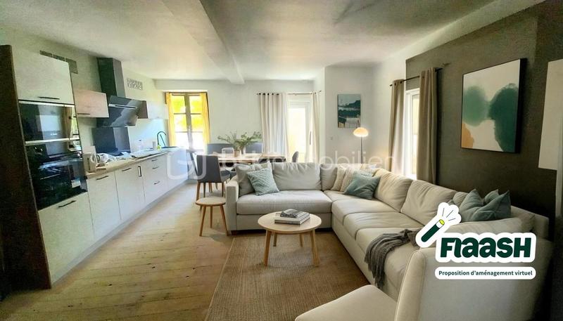 Appartement - 102 m² - 4 pièces