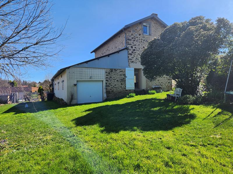 Maison - 102 m² - 6 pièces