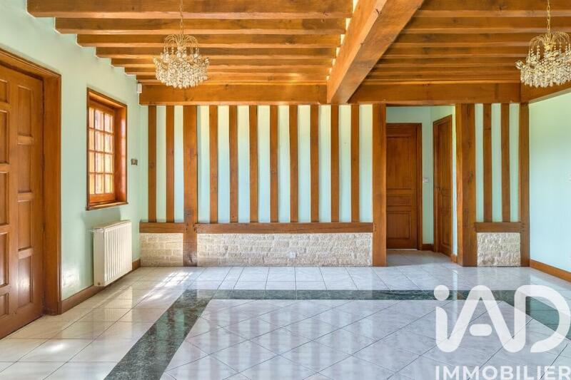 Maison - 280 m² - 7 pièces