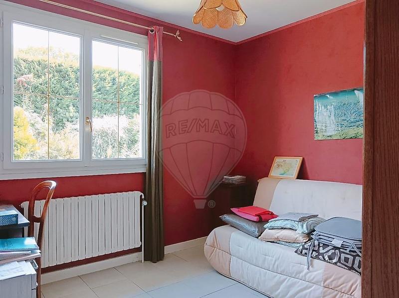 Maison - 106 m² - 5 pièces