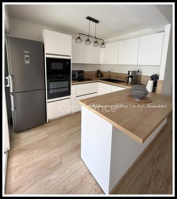 Appartement - 95 m² - 3 pièces