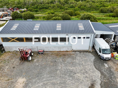 Local d'activité / Entrepôt - 213 m²