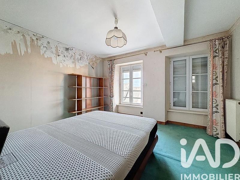 Maison - 120 m² - 8 pièces