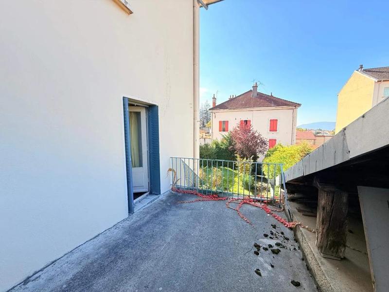 Maison - 210 m² - 8 pièces