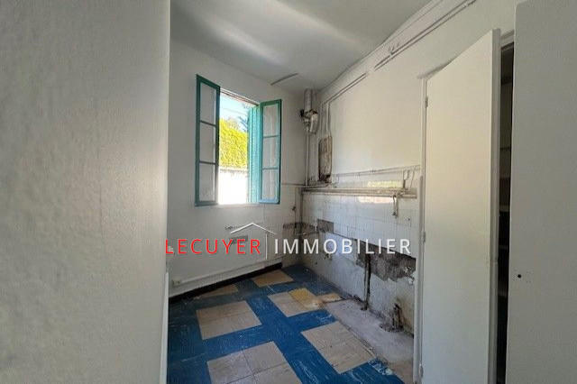 Villa - 137 m² - 6 pièces