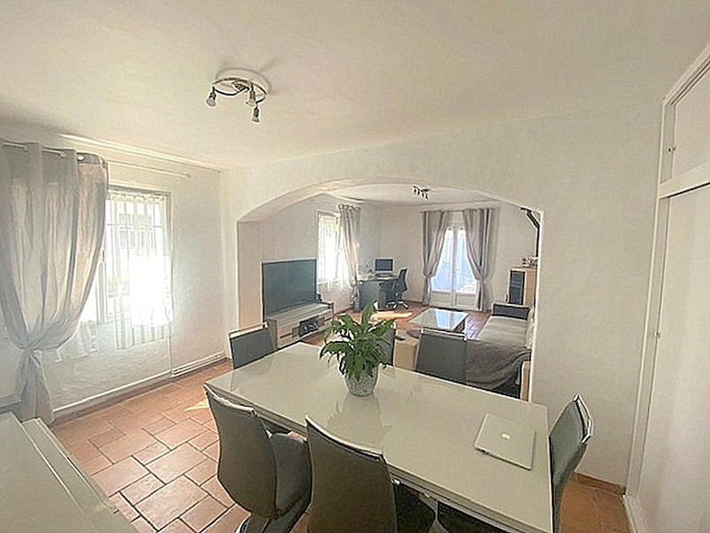 Maison - 175 m² - 6 pièces