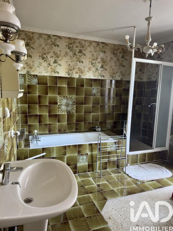 Maison de village - 253 m² - 5 pièces