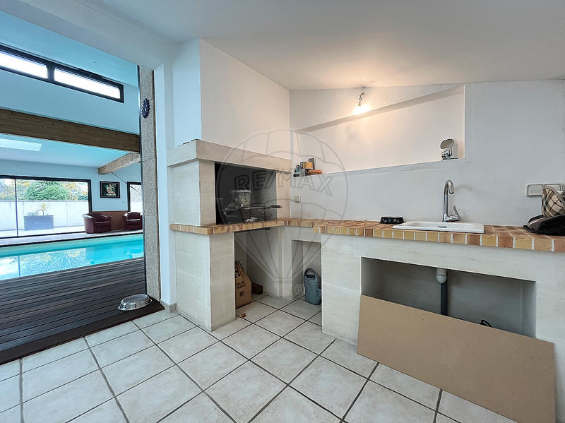 Propriété - 155 m² - 5 pièces