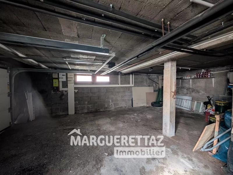 Maison - 200 m² - 4 pièces