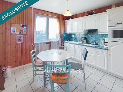 Maison - 98 m² - 6 pièces