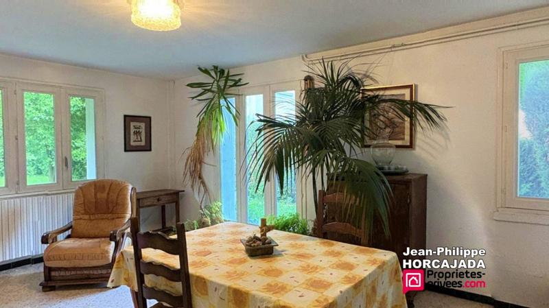 Maison - 307 m² - 8 pièces