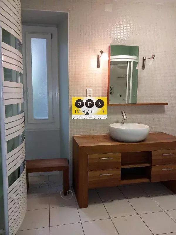 Propriété - 132 m² - 4 pièces